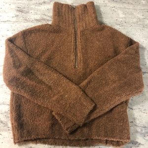 Aritzia Wilfred Free cropped sweater